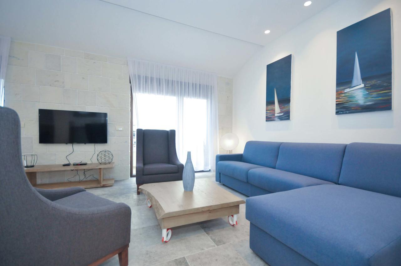 Corso Levante Luxury Suites Petrovac Ngoại thất bức ảnh