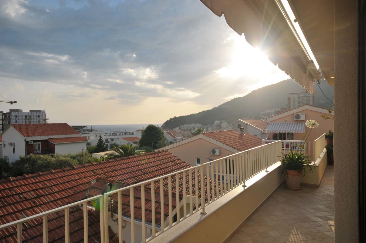 Corso Levante Luxury Suites Petrovac Ngoại thất bức ảnh
