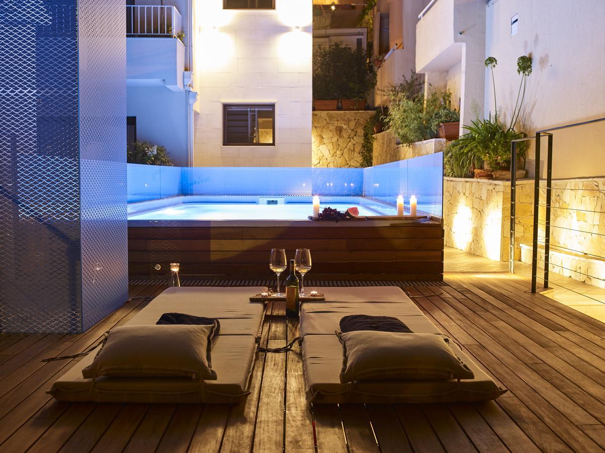 Corso Levante Luxury Suites Petrovac Ngoại thất bức ảnh