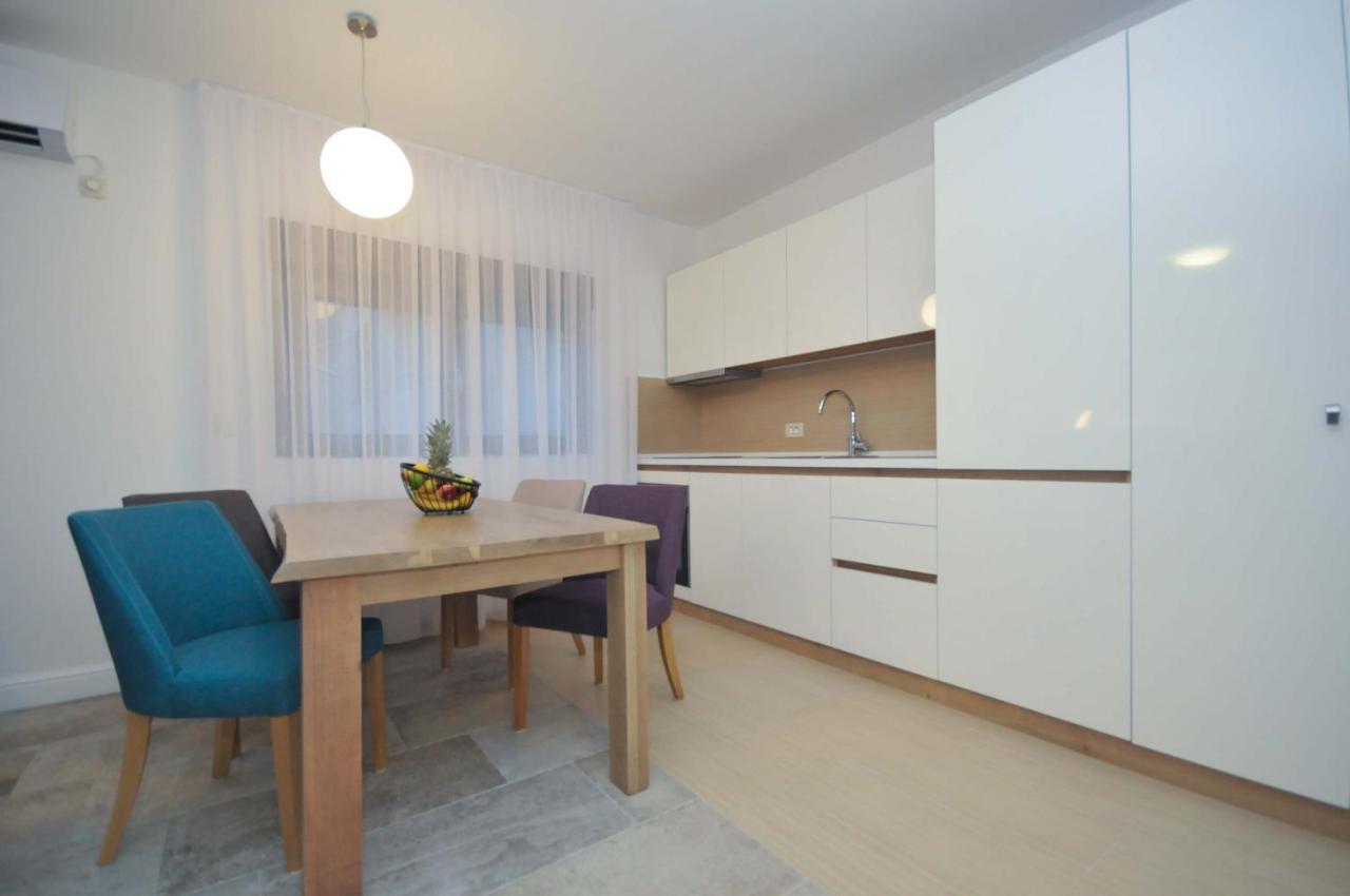 Corso Levante Luxury Suites Petrovac Ngoại thất bức ảnh